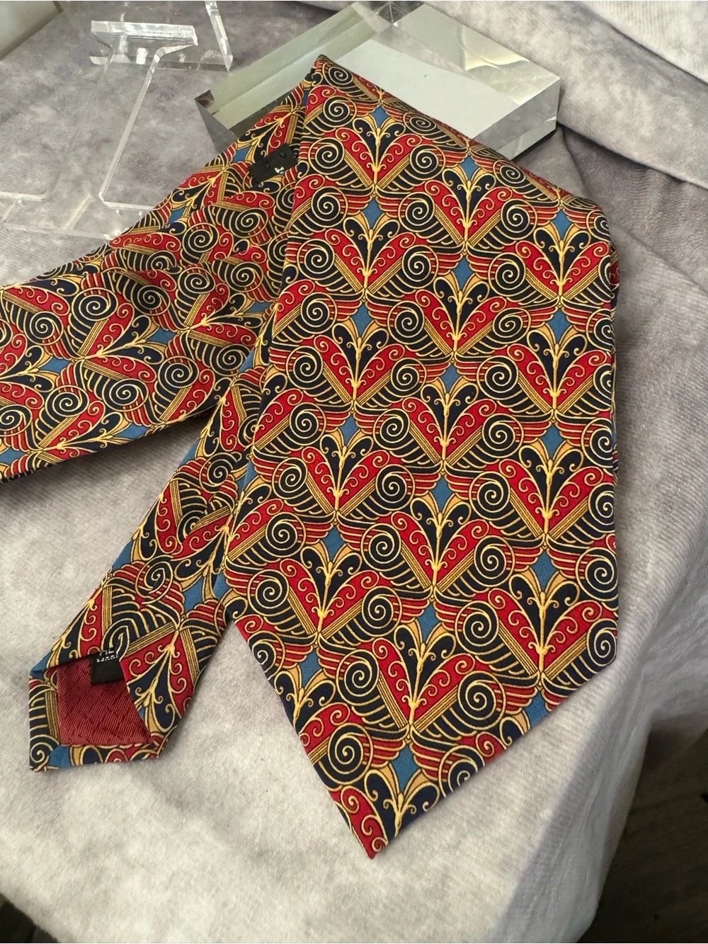 Dior Mens Vibrant‎ Silk Red, Blue and Gold Ornate Silk Tie